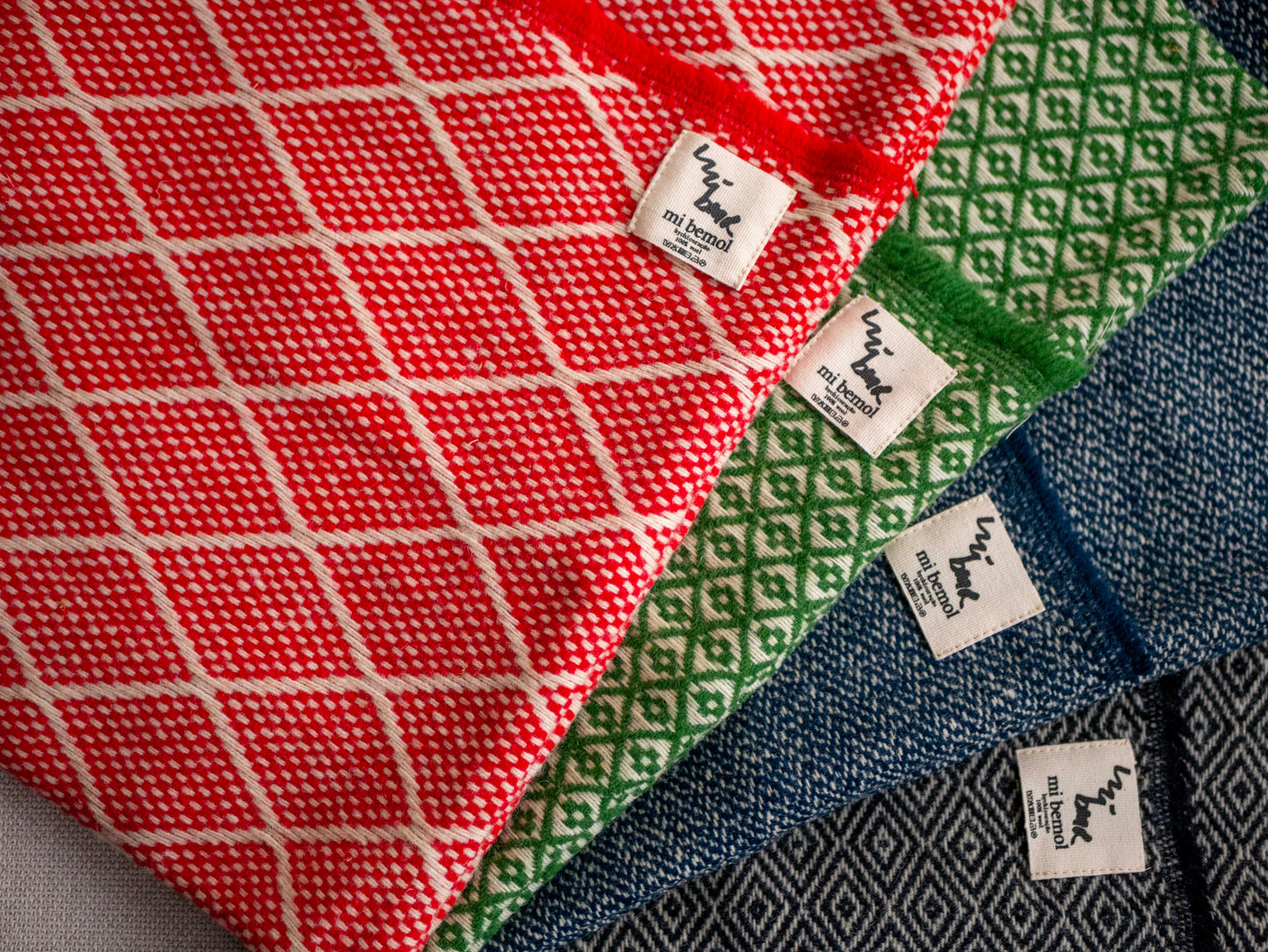 Gutschein - Wolldecke, Wollkissen - über 100 € von Em mi bemol!