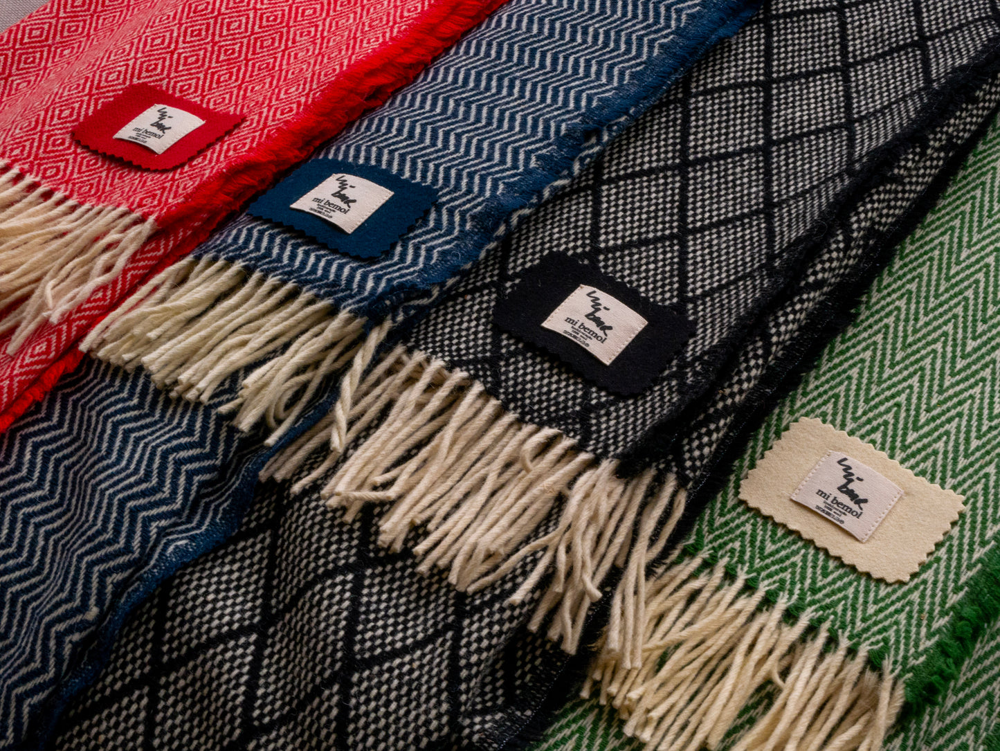 Gutschein für eine Wolldecke über 120 € von Em mi bemol!